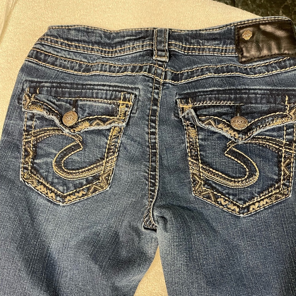Silver(Aiko) Mid Slim Boot Jean. Women’s size 26W/31 L.